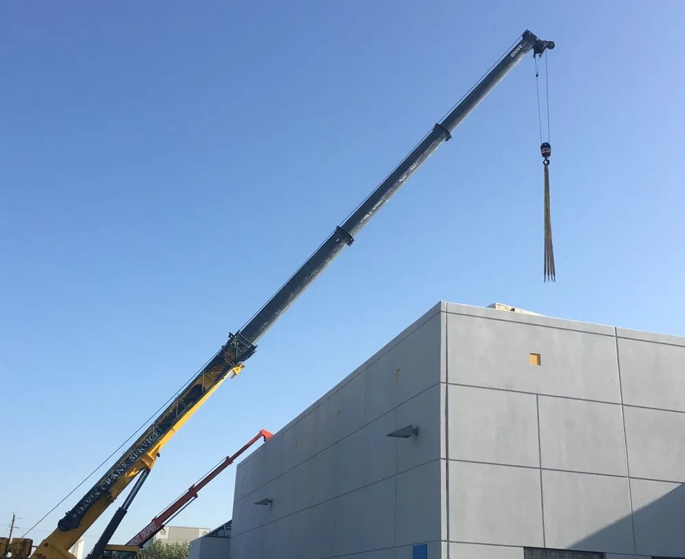 Slide of IQ Restoration & Construction