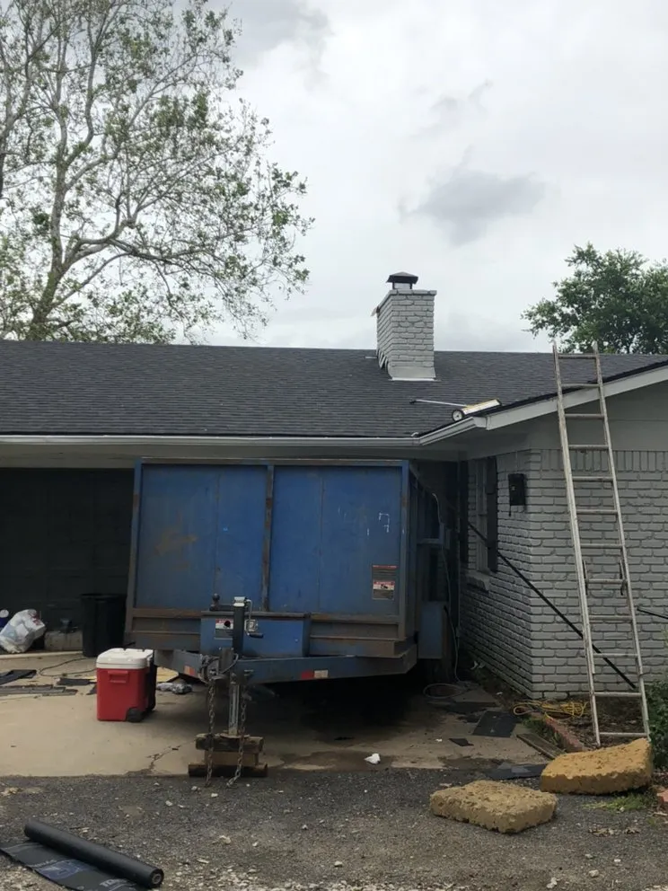 Slide of IQ Roofing & Contracting Inc.