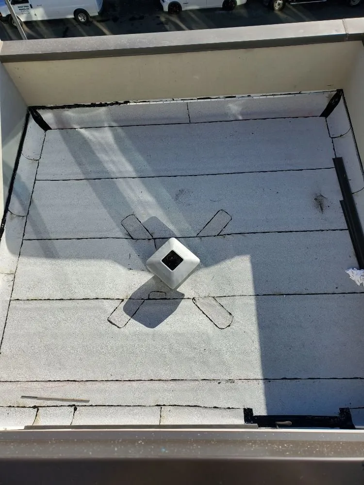 Slide of Iriarte Roofing