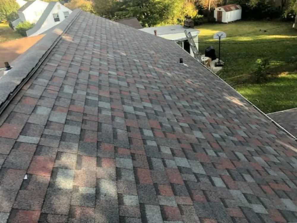 Slide of Iriarte Roofing