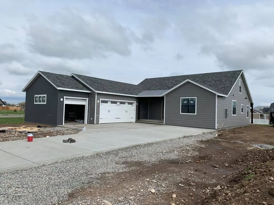 Slide of Iron Horse Exteriors