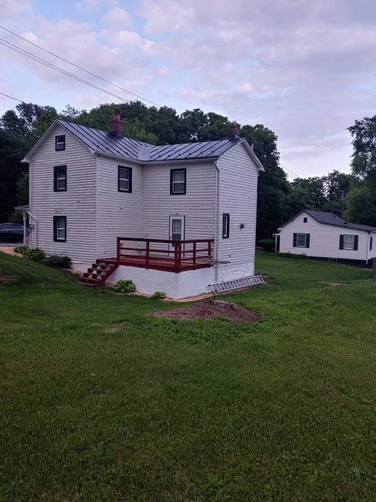 Top-rated roof installation in Harpers Ferry, WV by Irving Home improvement