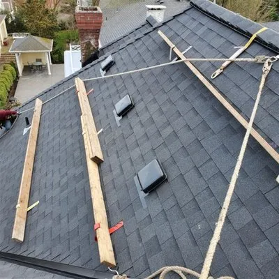 Isaac Roof Construction Logo