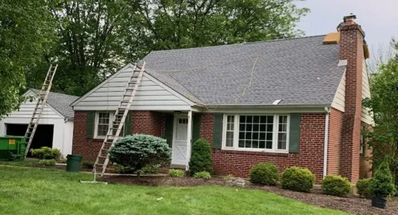 Professional residential roofing service experts serving Newtown Square, PA - Isaacss Home Improvements