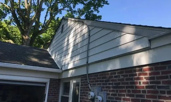 Emergency roof replacement experts serving Newtown Square, PA - Isaacss Home Improvements