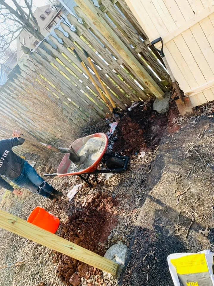 Slide of Isl Lopez Construction and Landscaping