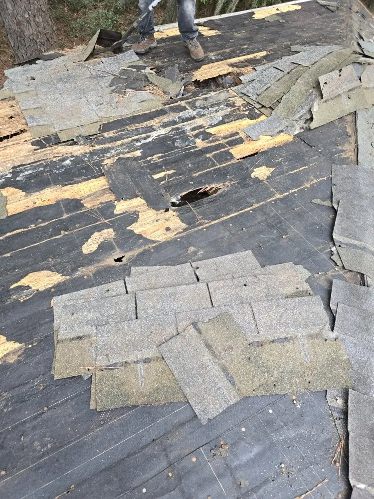 Licensed storm damage roof repair in Islandton, SC by Islands A Ton Roofing