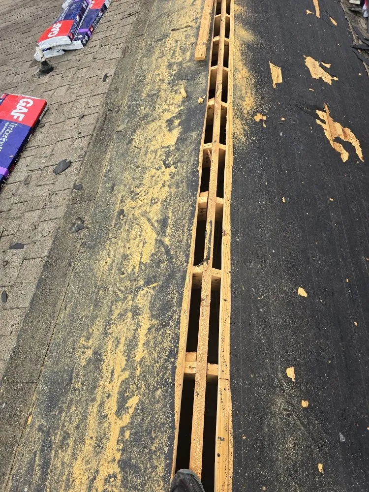 Emergency roof repair experts serving Islandton, SC - Islands A Ton Roofing