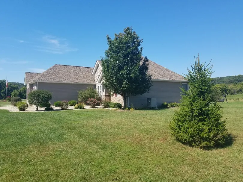 Slide of Ison's Quality Roofing & Construction