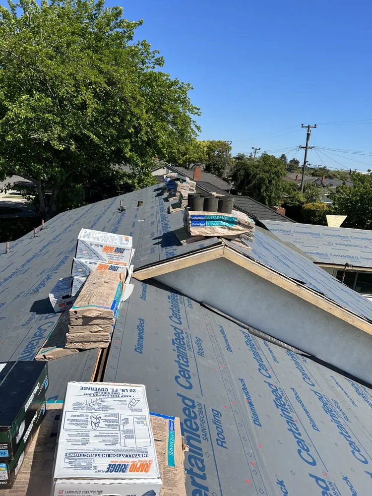 Slide of Israel Professional Roofer