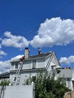 Issac Holden Contracting Logo