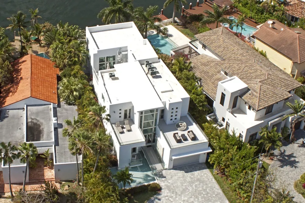 Slide of Istueta Roofing