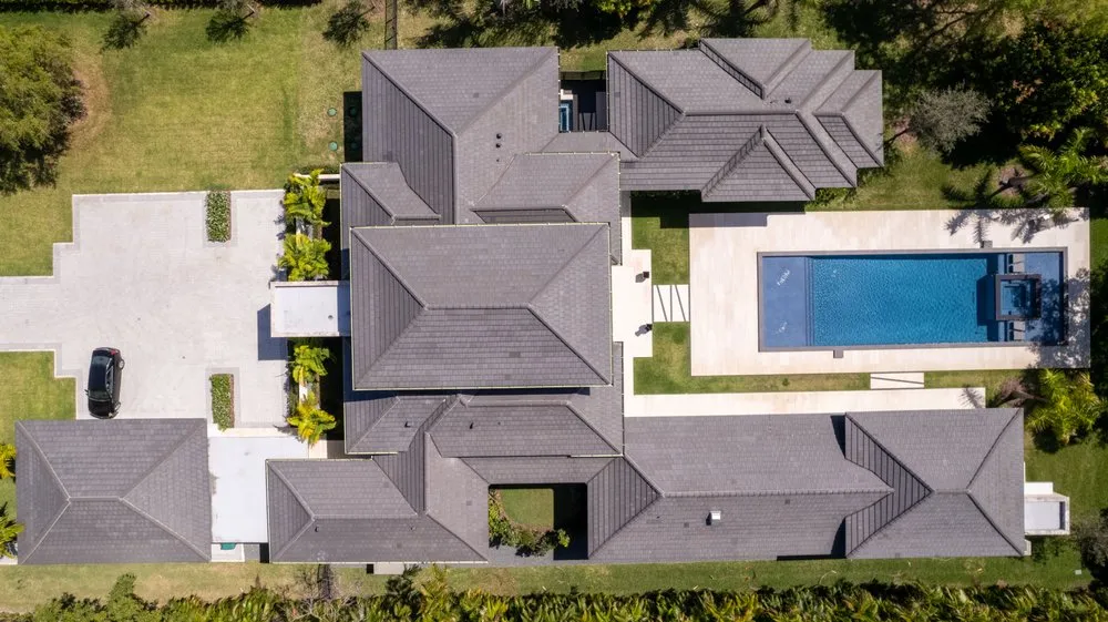 Slide of Istueta Roofing