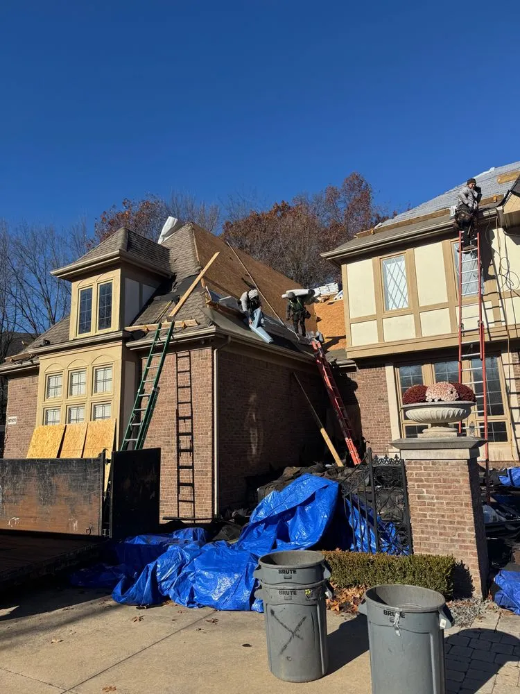 Slide of iSwitch Roofs