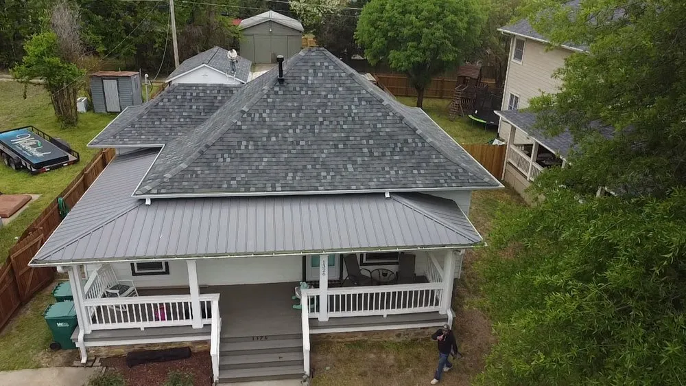 Slide of I.T. Rooftech