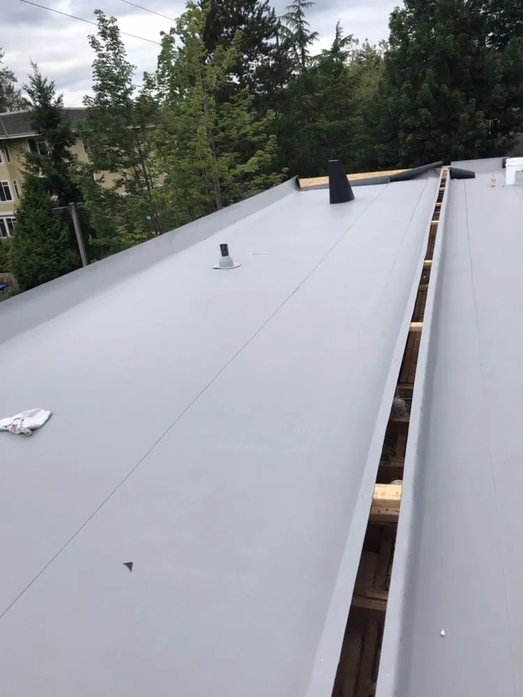 Slide of ITH Roofing & Remodeling