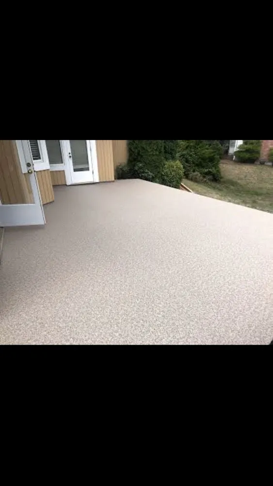 Slide of ITH Roofing & Remodeling