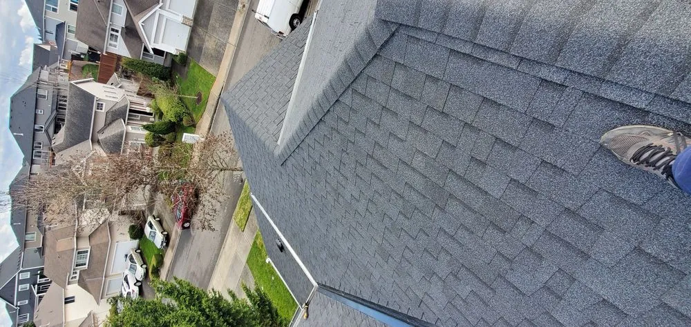 Slide of ITH Roofing & Remodeling
