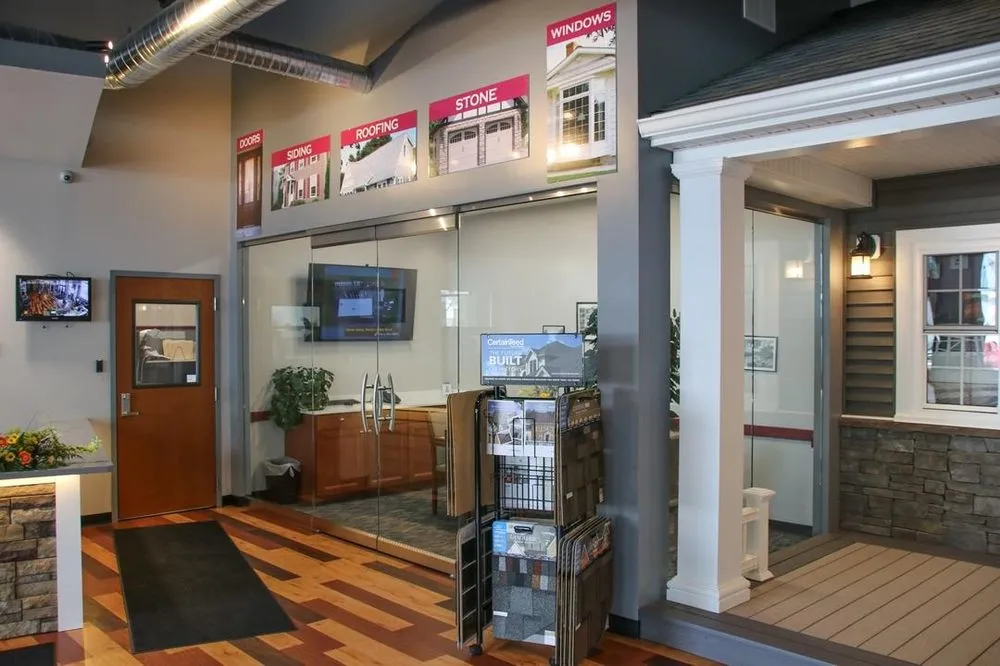 Slide of Ivy Lea Construction