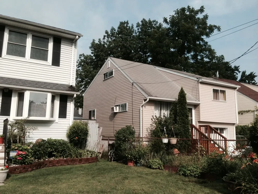 Top-rated storm damage roof repair experts serving Lake Hiawatha, NJ - J & B Contracting