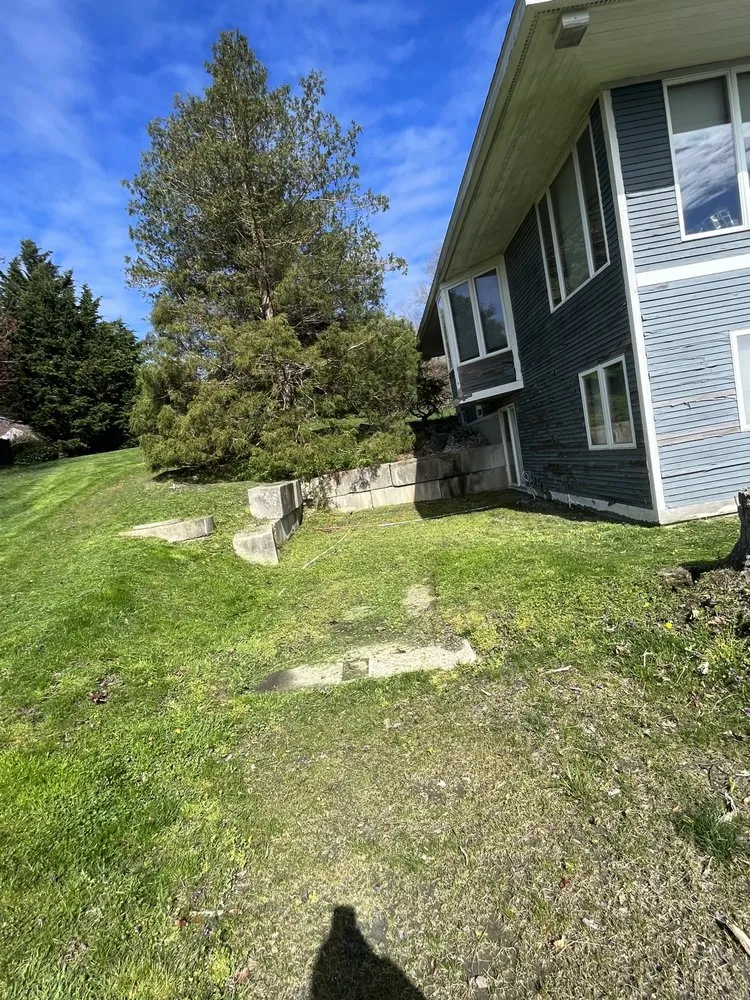 Slide of J & E Landscaping & Construction