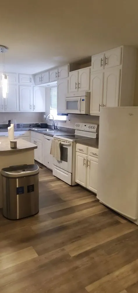 Slide of J & I Contractors