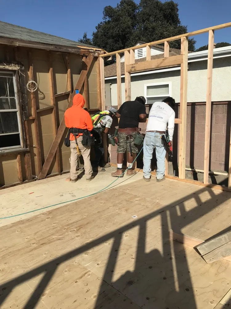 Slide of J & I Painting and Construction