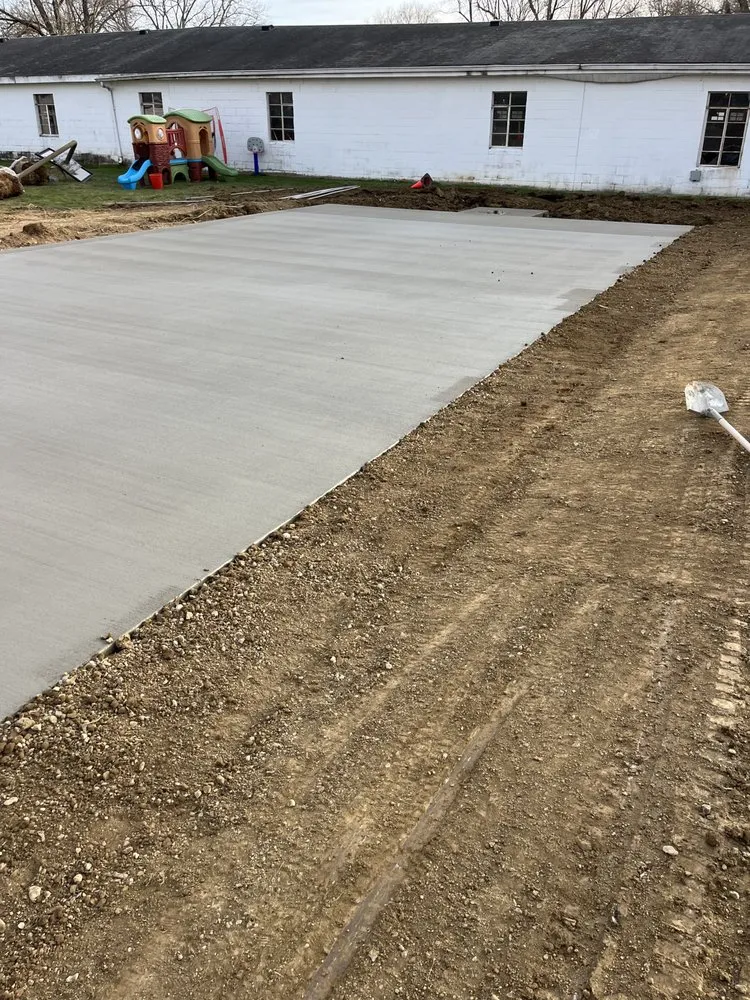 Top-rated flat roof repair after storm damage in West Elkton, OH by J & J Concrete And Construction