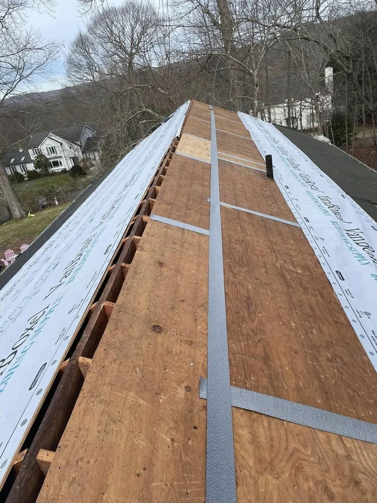 Slide of J & J Rivera Roofing & Supply