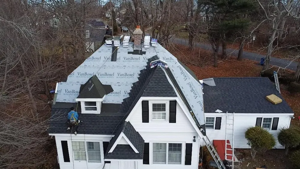 Slide of J & J Rivera Roofing & Supply