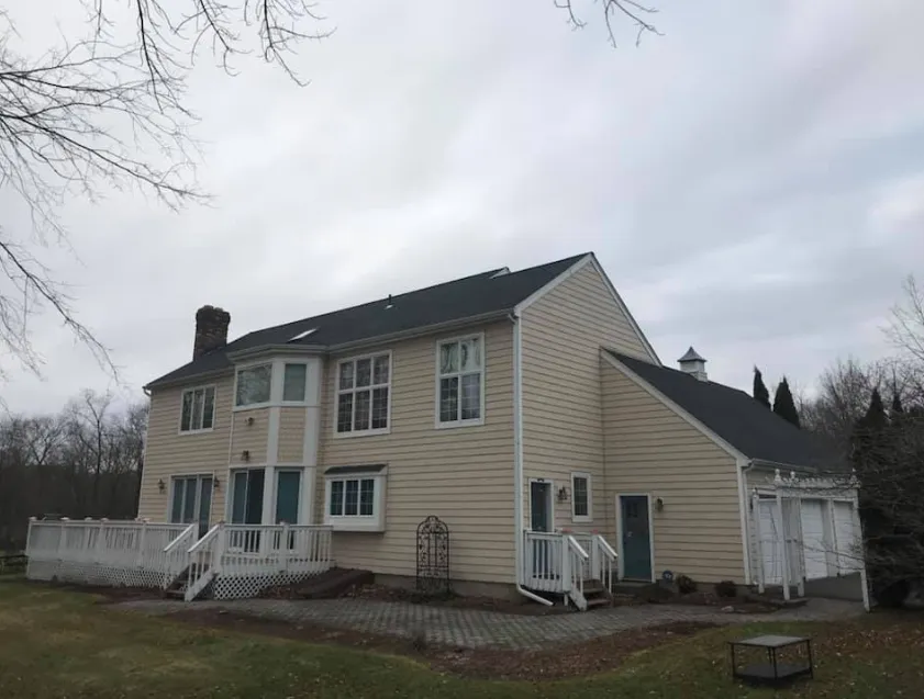 Slide of J & J Rivera Roofing & Supply