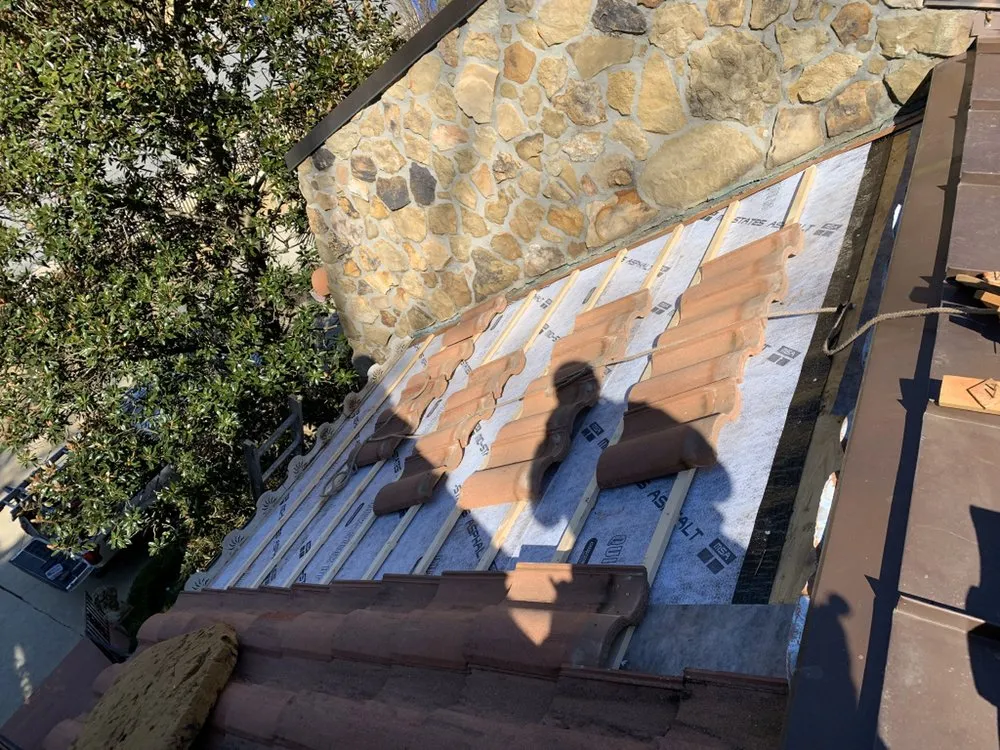 Slide of J & J Roofing