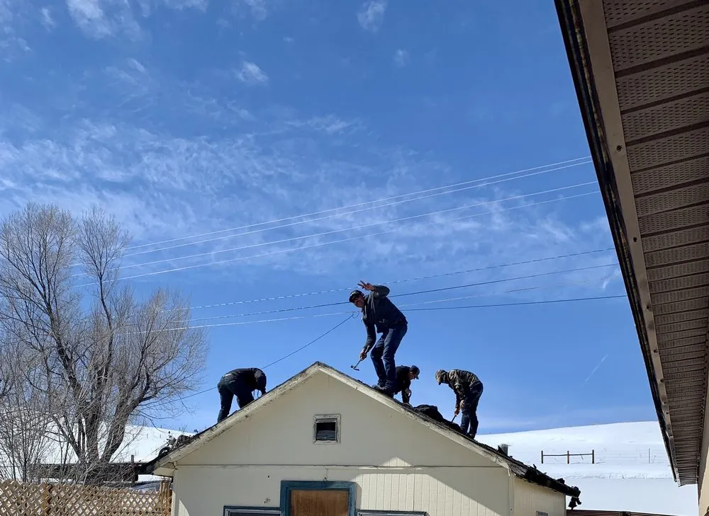 Slide of J & L Contracting