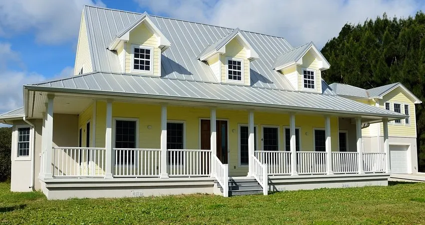 Slide of J & L Exteriors