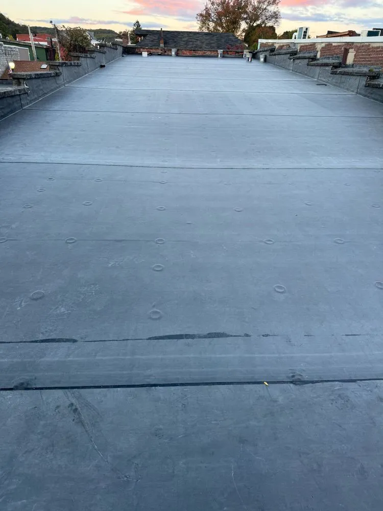 Slide of J & L Japon