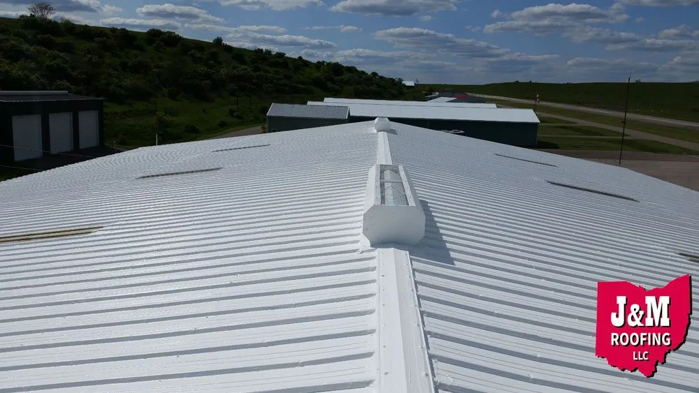 Expert shingle roofing service in Mechanicstown, OH - J & M Roofing