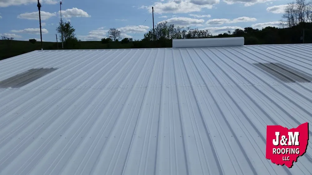 Local residential roofing service in Mechanicstown, OH by J & M Roofing