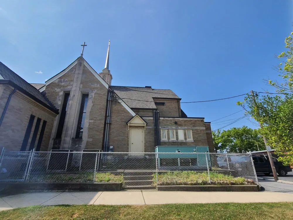 Slide of J & M Roofing