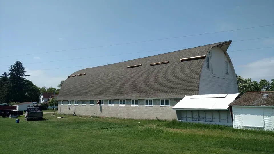 Top-rated residential roofing service in Lakota, ND - J & N Roofing