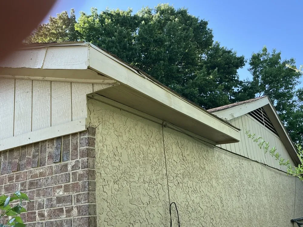 Slide of J & N Texa Roof