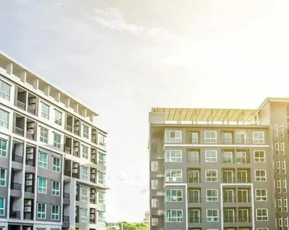 Slide of J & P Roofing