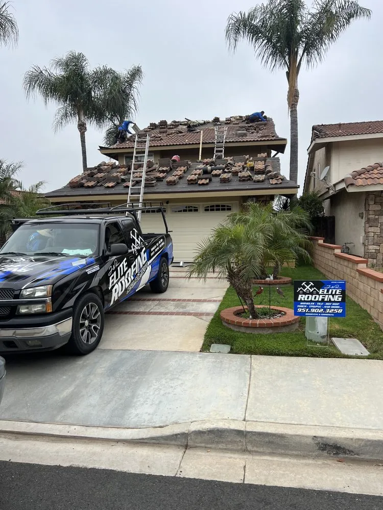 Slide of J & R Elite Roofing