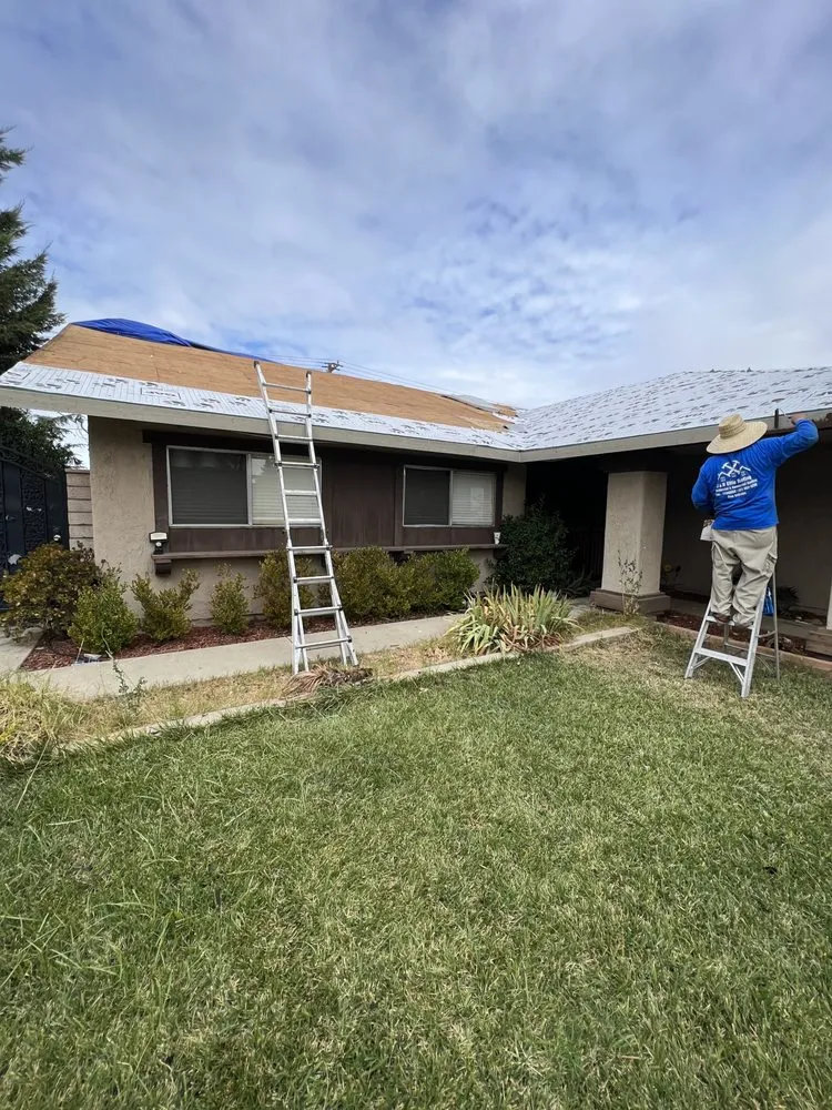 Slide of J & R Elite Roofing