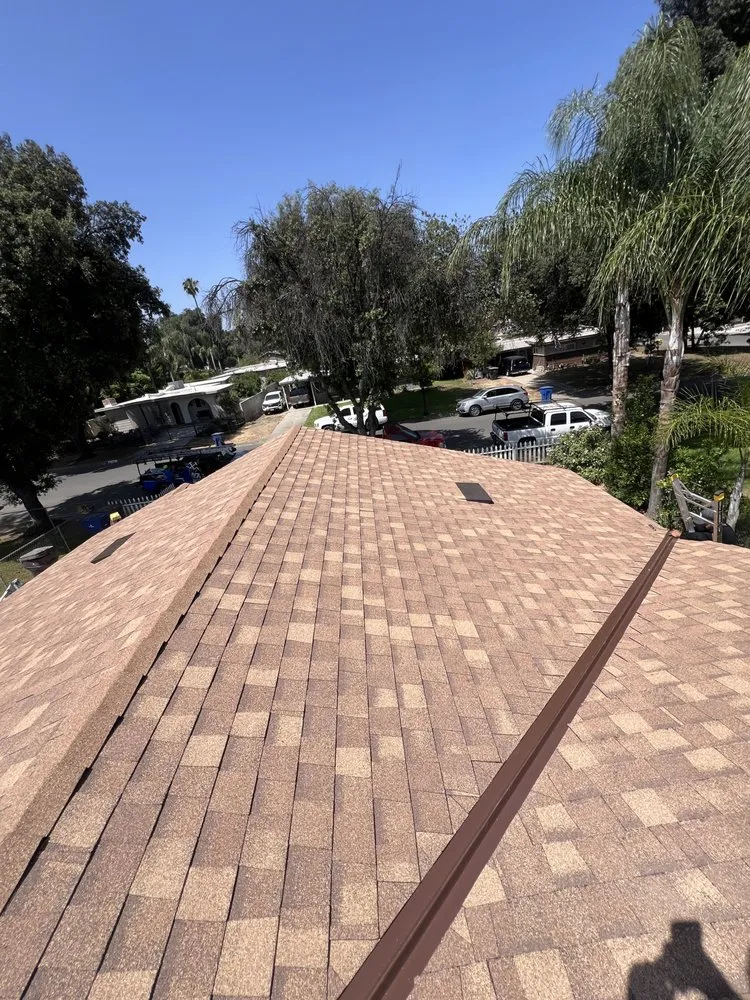 Slide of J & R Elite Roofing