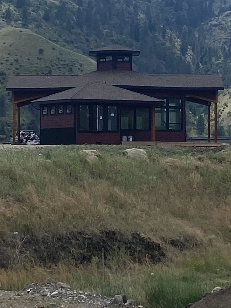 Trusted roof replacement in Donnelly, ID - J E Contractors