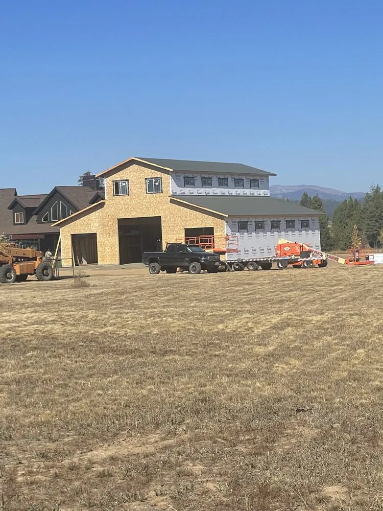 Emergency residential roofing service in Donnelly, ID - J E Contractors