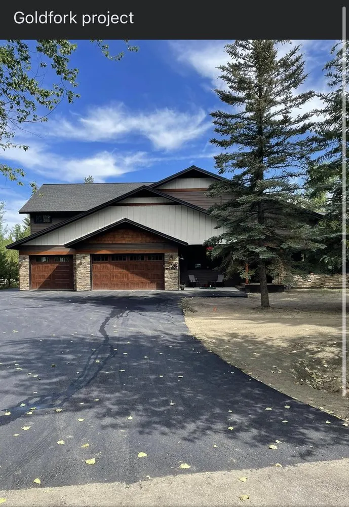 Professional flat roof repair experts serving Donnelly, ID - J E Contractors