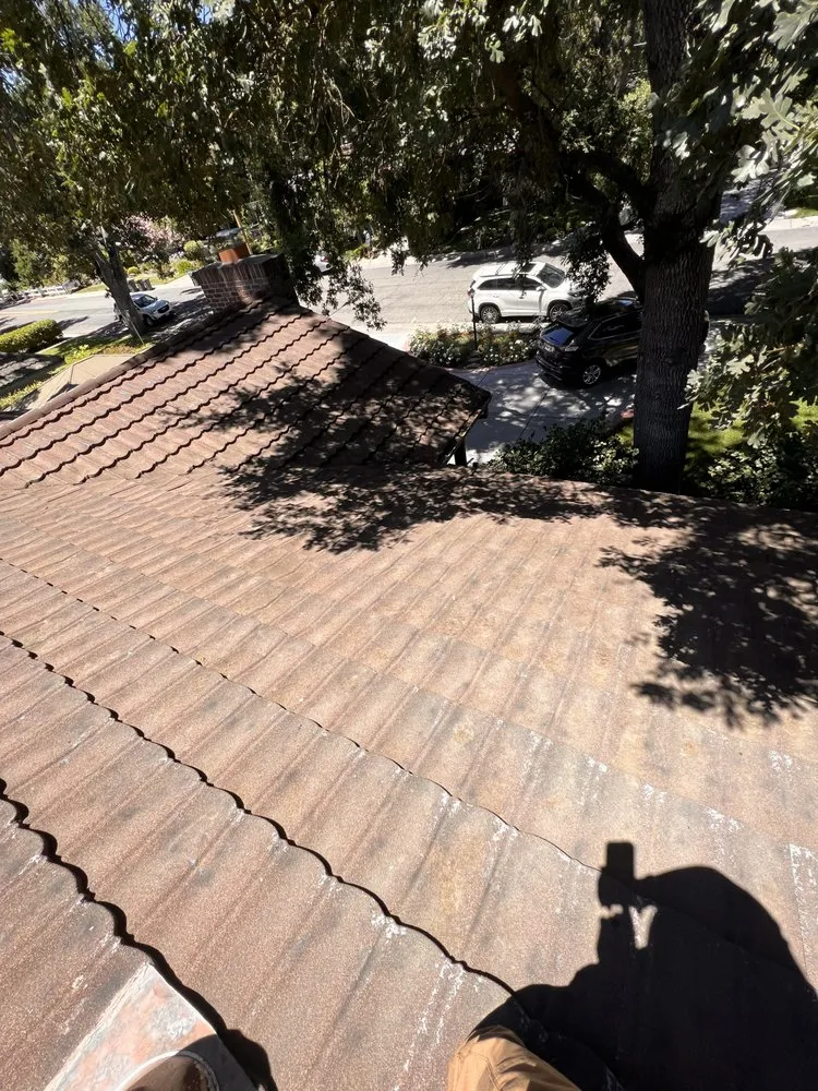 Slide of J Flores Service