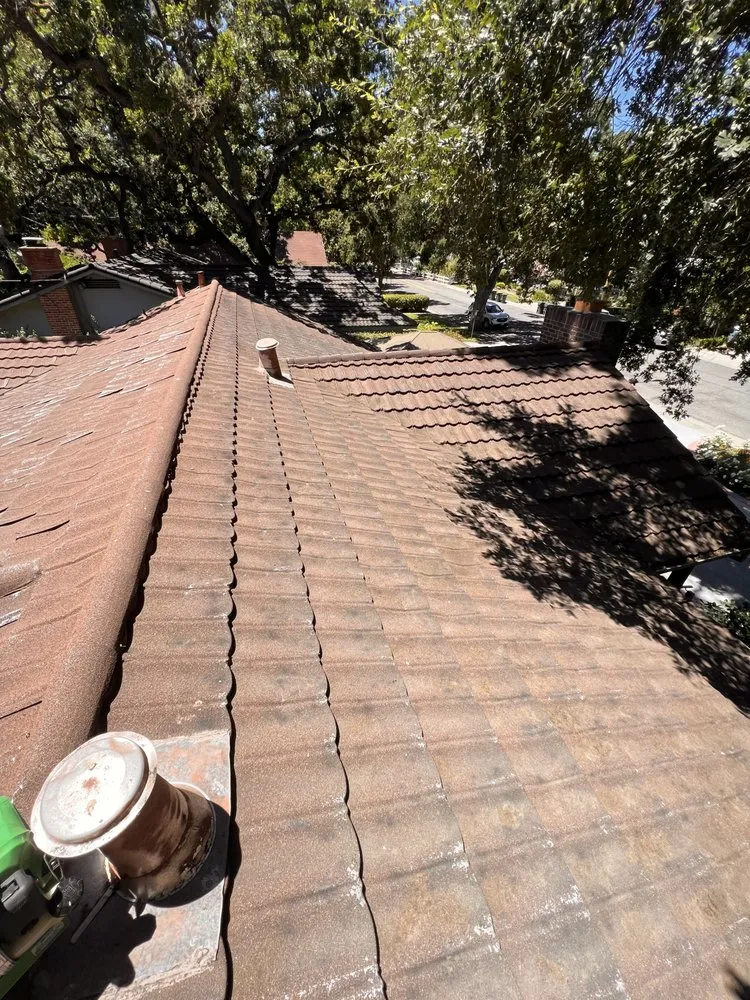 Slide of J Flores Service