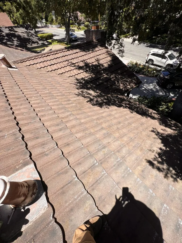 Slide of J Flores Service